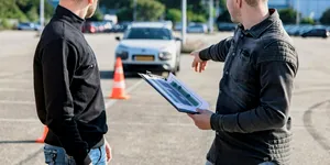 2025: Dacă pierzi permisul de conducere, trebuie să faci din nou școala de șoferi? Regula impusă de noul Cod Rutier